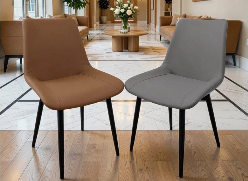 Deux Chaises Ivoire Élégance – Le Chic Minimaliste en Cuir